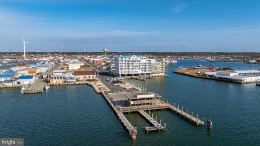 1021 W. MAIN STREET #202, CRISFIELD, MD, 21817