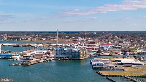 1 DOCK ST #301, CRISFIELD, MD, 21817