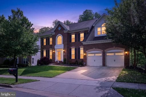 1910 LAKE FOREST DR, UPPER MARLBORO, MD, 20774
