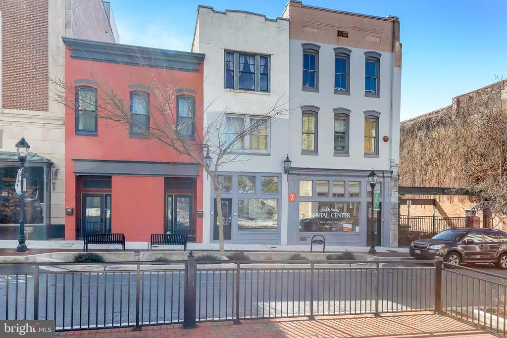 224 W Main St, Salisbury, MD 21801-4935, United States - 195000