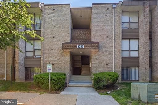 3305 Huntley Square Dr, Temple Hills, MD 20748-6207, United States