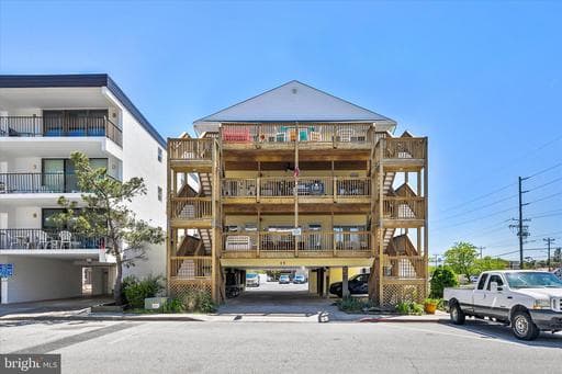 17 143RD ST #202, OCEAN CITY, MD, 21842