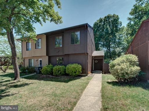 24 KEEPSAKE PL, WALDORF, MD, 20602