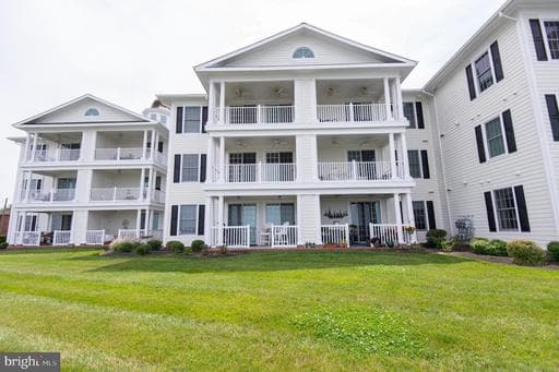 3 OAKLEY ST #202, CAMBRIDGE, MD, 21613