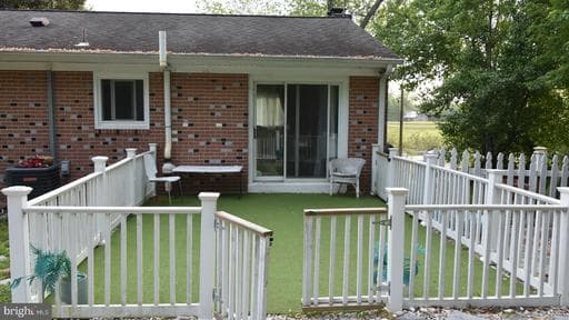 8610 CROOM RD, UPPER MARLBORO, MD, 20772