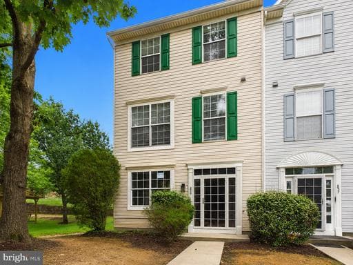 859 Lacewood Ter, Hyattsville, MD 20785-5831, United States