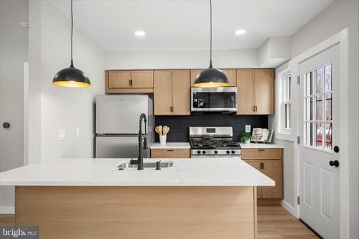 4933 38TH AVE, HYATTSVILLE, MD, 20782
