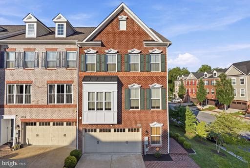 2818 Medstead Ln, Upper Marlboro, MD 20774-8444, United States