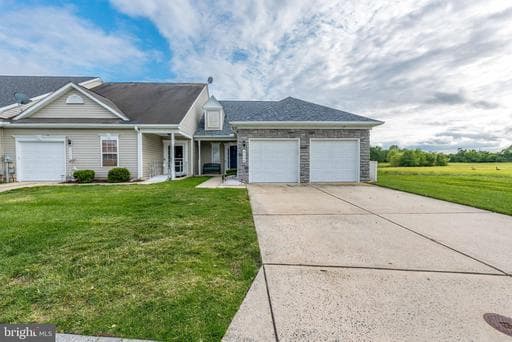 9126 CLUBHOUSE DR, DELMAR, MD, 21875