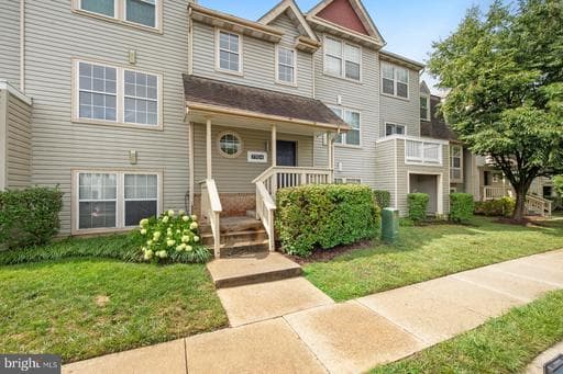 7904 Bayshore Dr, Laurel, MD 20707-6185, United States