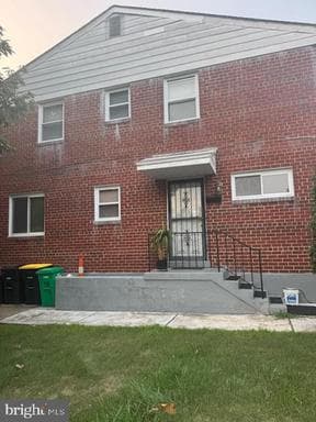 7402 W PARK DR, HYATTSVILLE, MD, 20783