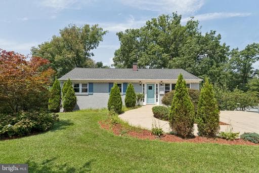8816 SAUNDERS LN, LANHAM, MD, 20706