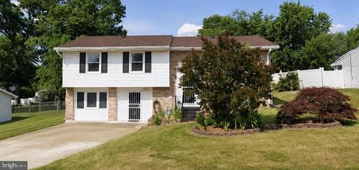 5720 Temple Hill Rd, Temple Hills, MD 20748-4946, United States