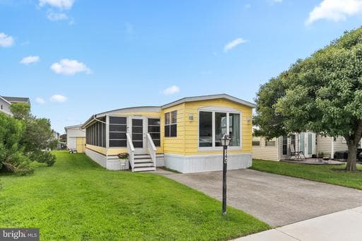 140 NAUTICAL LN, OCEAN CITY, MD, 21842