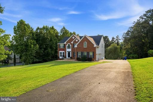 11561 Highland Farm Ct, La Plata, MD 20646-3308, United States