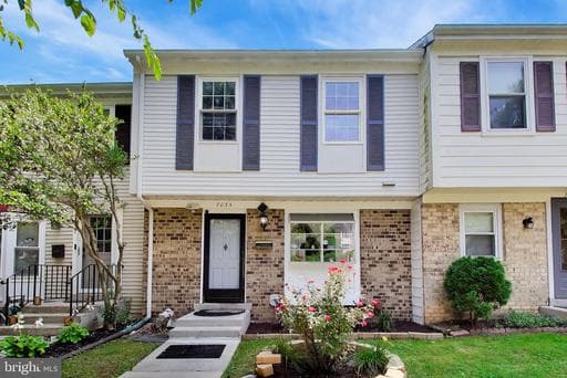 7035 Woodstream Ln, Lanham, MD 20706-2141, United States