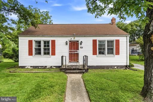 8902 Marquis Ln, Clinton, MD 20735-2722, United States