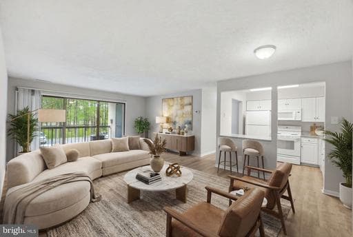 10114 CAMPUS WAY S #201-8C, UPPER MARLBORO, MD, 20774