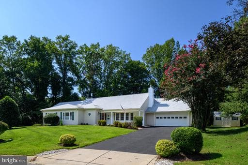 12102 Lerner Pl, Bowie, MD 20715-2344, United States