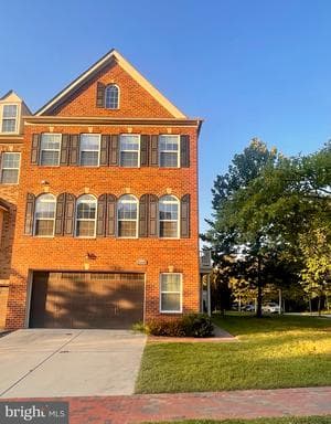 15601 Swanscombe Loop, Upper Marlboro, MD 20774-8412, United States
