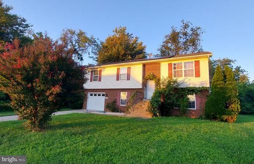 8904 BALLARD LN, CLINTON, MD, 20735