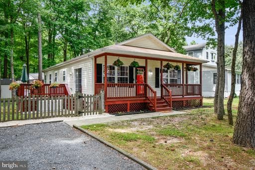 55 Martinique Cir, Ocean Pines, MD 21811-1703, United States