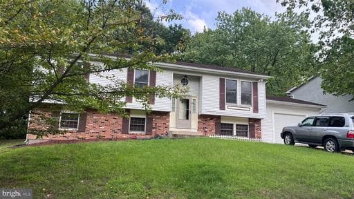 8109 Rydal Rd, District Heights, MD 20747-3785, United States