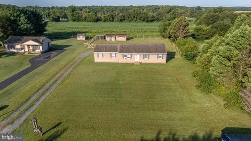24185 Taylors Trl, Mardela Springs, MD 21837-2463, United States