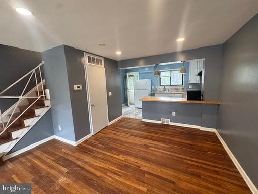 3525 DR HYATTSVILLE MD 20782