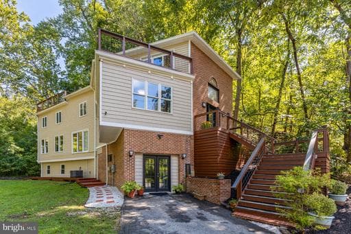 13911 Piscataway Dr, Fort Washington, MD 20744-6639, United States