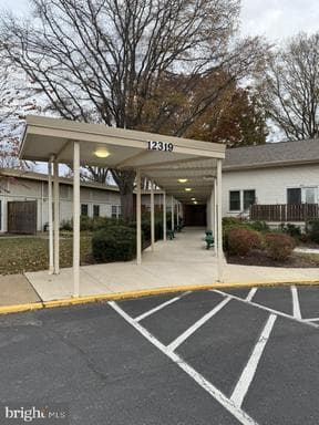 12319 Stonehaven Ln, Bowie, MD 20715-3160, United States
