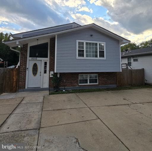 5010 40th Pl, Hyattsville, MD 20781-2135, United States
