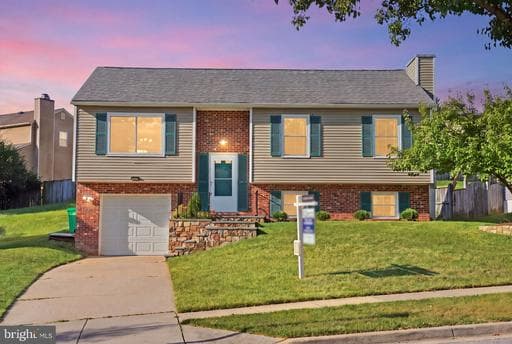 9136 MCHENRY LN, LANHAM, MD, 20706