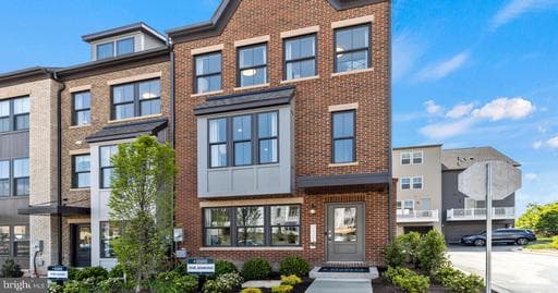 3601 STELLA BLUE DR, HYATTSVILLE, MD, 20782