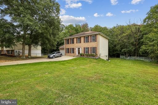 2609 John A Thompson Rd, Temple Hills, MD 20748-5852, United States