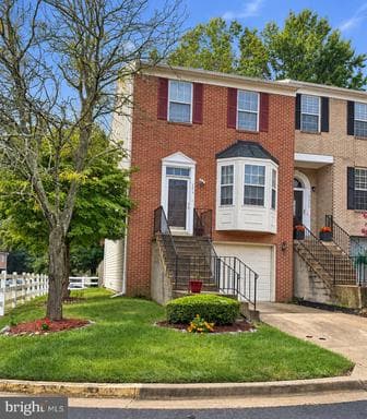 2319 Woodbark Ln, Suitland, MD 20746-1377, United States