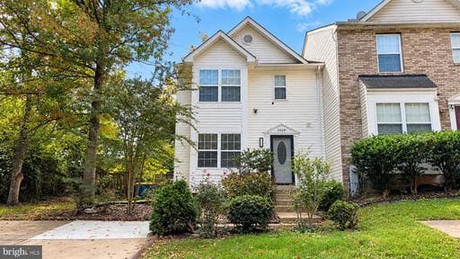 3329 E Glenreed Ct, Glenarden, MD 20706-1580, United States