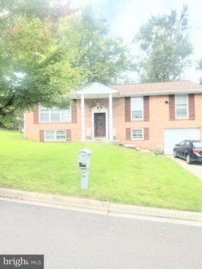 12118 Old Colony Dr, Upper Marlboro, MD 20772-5048, United States