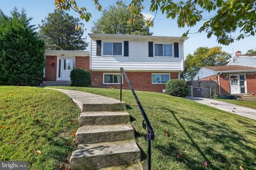 1302 Balfour Ct, Hyattsville, MD 20782-1502, United States