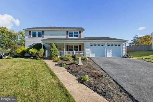 2607 Kimble Ln, Bowie, MD 20715-2611, United States