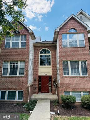 2020 ALICE AVE #302, OXON HILL, MD, 20745
