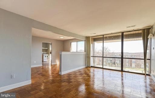 7957 RIGGS RD #12, HYATTSVILLE, MD, 20783