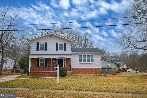 8912 KEEWATIN RD, LANHAM, MD, 20706