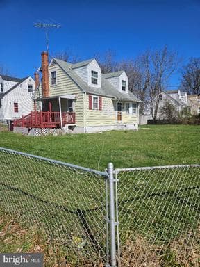 629 Larchmont Ave, Capitol Heights, MD 20743-2840, United States
