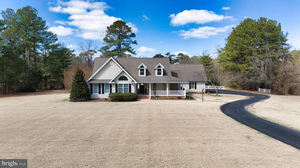 MD,CAROLINE - 740000