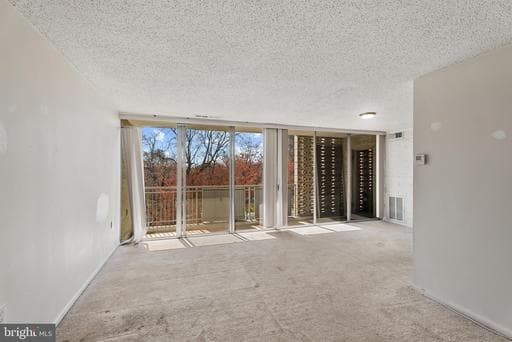 1824 METZEROTT RD #204, HYATTSVILLE, MD, 20783
