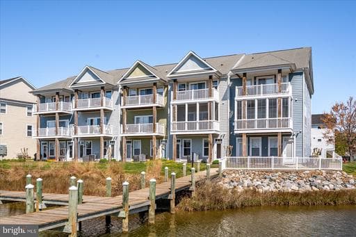 10900 HOLYSTONE LN #102, BERLIN, MD, 21811
