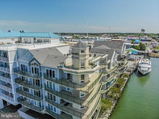 1 DOCK ST #402, CRISFIELD, MD, 21817