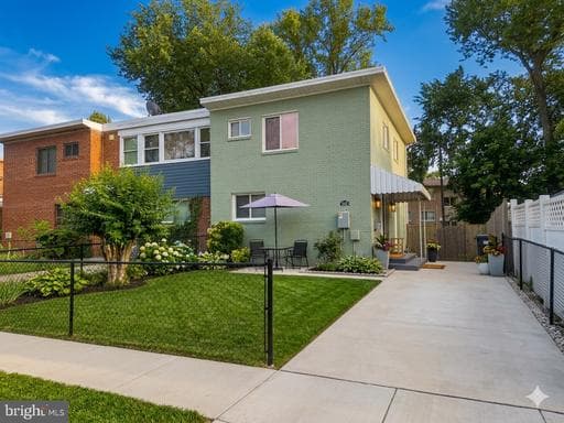 907 E MEADOWS CT, OXON HILL, MD, 20745