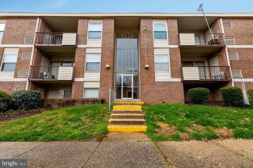 3827 SAINT BARNABAS RD #T, SUITLAND, MD, 20746